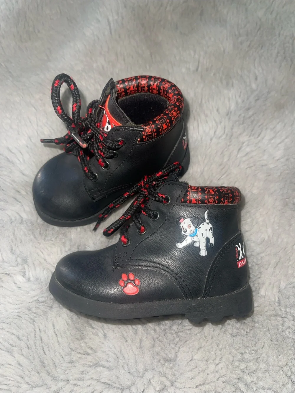 Vintage Disney Black and Red 101 Dalmatian Lace-Up Boots Sz 4W
